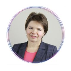 Орехова Лариса